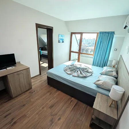 招待所 Sineva 普里莫尔斯科